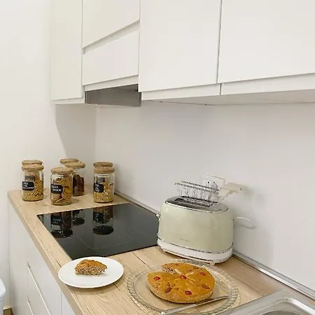 La Chic לינה וארוחת בוקר גרוסטו