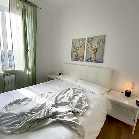 Couette-café La Chic 3*
